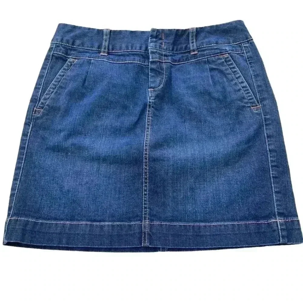 TOMMY HILFIGER DENIM MINI SKIRT•DARK WASH SIZE 4•PREOWNED EXCELLENT COND…